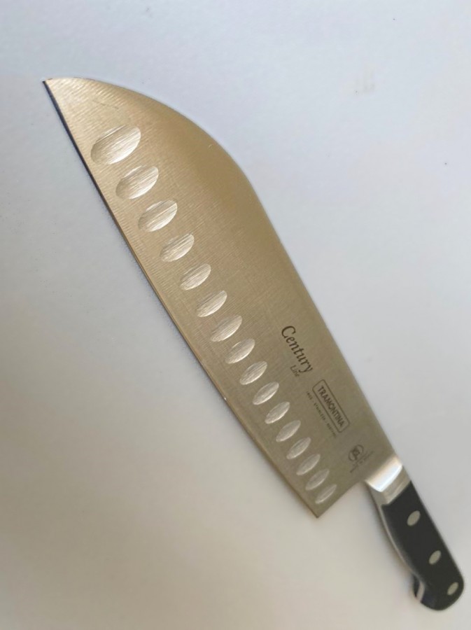 Нож сантоку TRAMONTINA Century 24020/007, 18 см лезвие c выемками